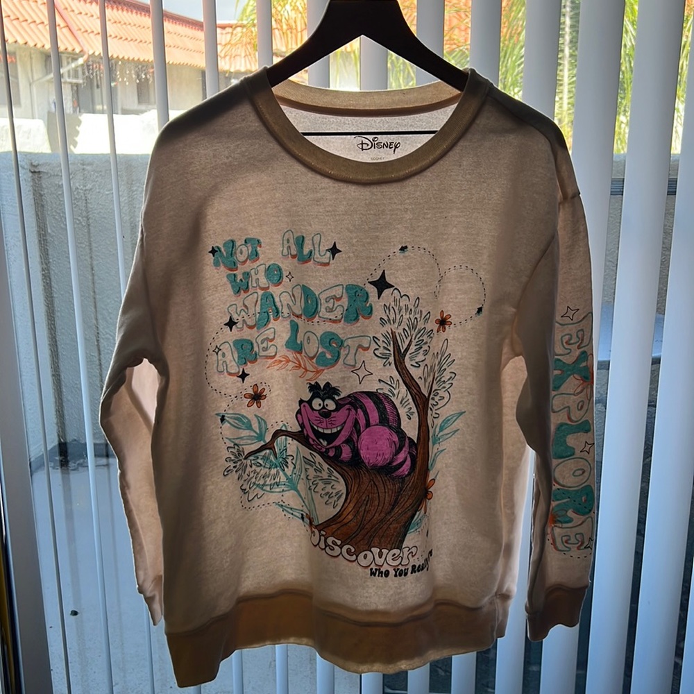 ALICE IN WONDERLAND CREW